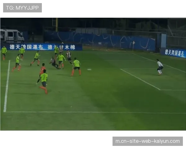 封堵射门路线不及时 蓉城禁区前沿保护存漏洞 封堵射门路线不及时 蓉城禁区前沿保护存漏洞